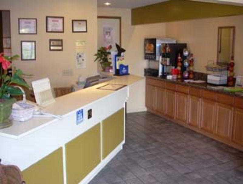 Ramada By Wyndham Near Seaworld / Mission Beach San Diego Interior foto