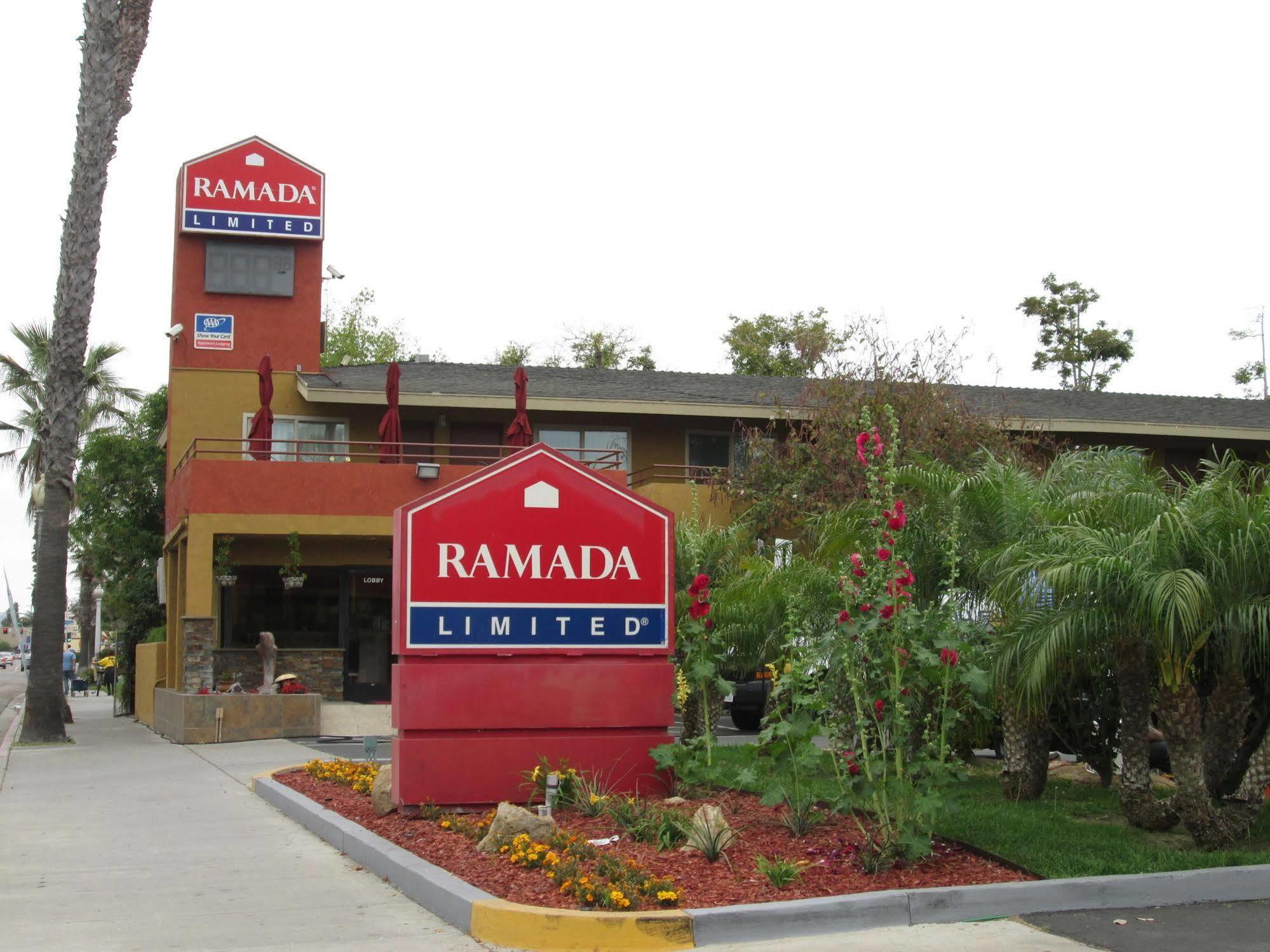 Ramada By Wyndham Near Seaworld / Mission Beach San Diego Exterior foto